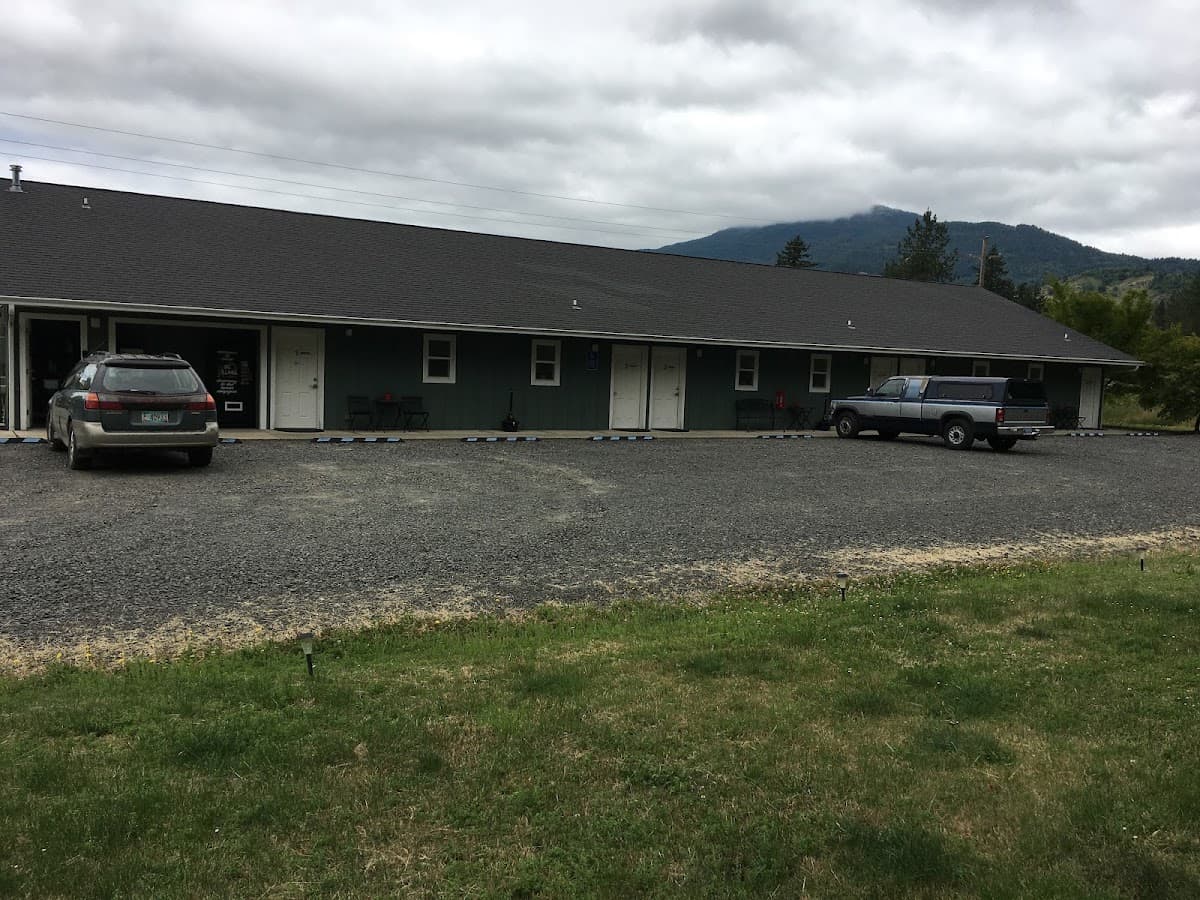 Illahee Inn, Hotel in Glide