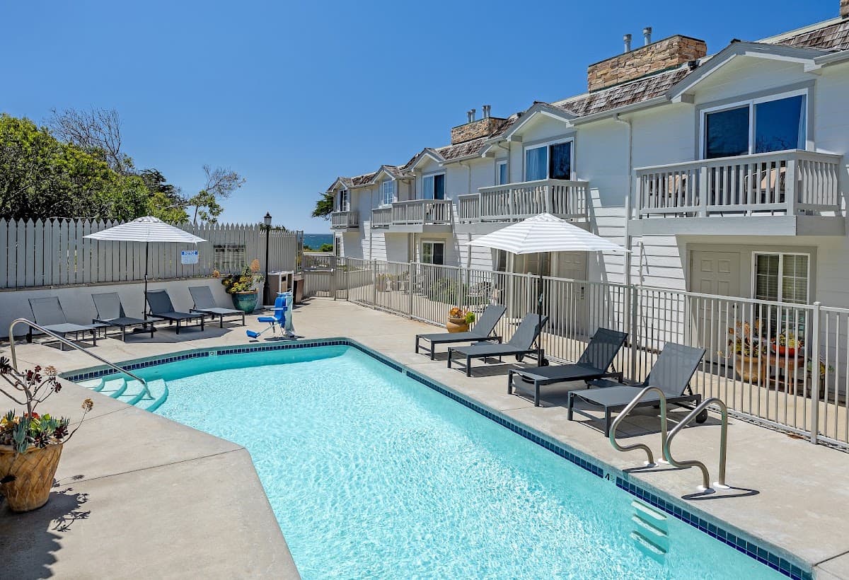 Pelican Inn & Suites, Hotel in Cambria