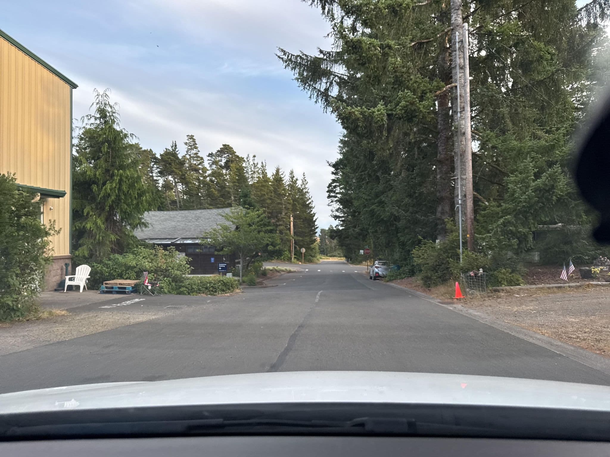 Street view near The Sanderling II, Rockaway Beach — © quickness805 (CC BY-SA · Mapillary)
