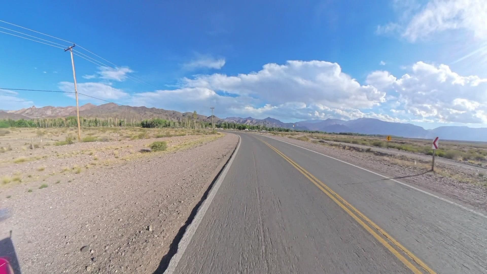 Street view near El Montañés, Mendoza