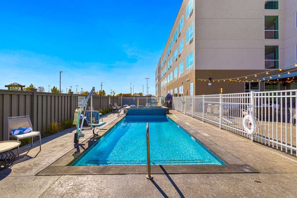 Tru by Hilton Colorado Springs Airport, Hotel in Security-Widefield
