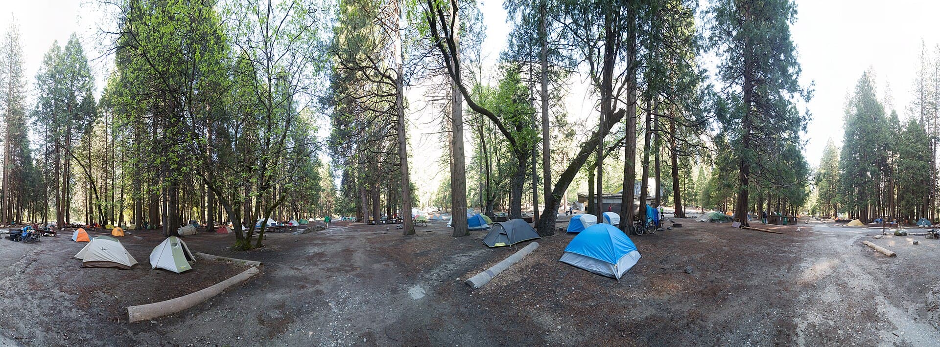 Camp 4 (via Wikimedia Commons, CC BY-SA 3.0)