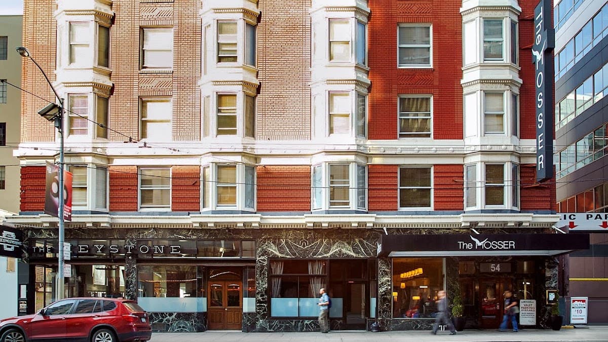 The Mosser, Hotel in Chinatown