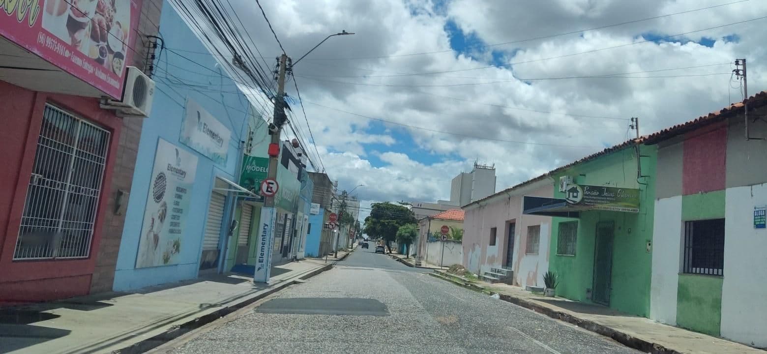 Street view near Pensão Jesus Oliveira, Teresina — © felipedantas (CC BY-SA · Mapillary)