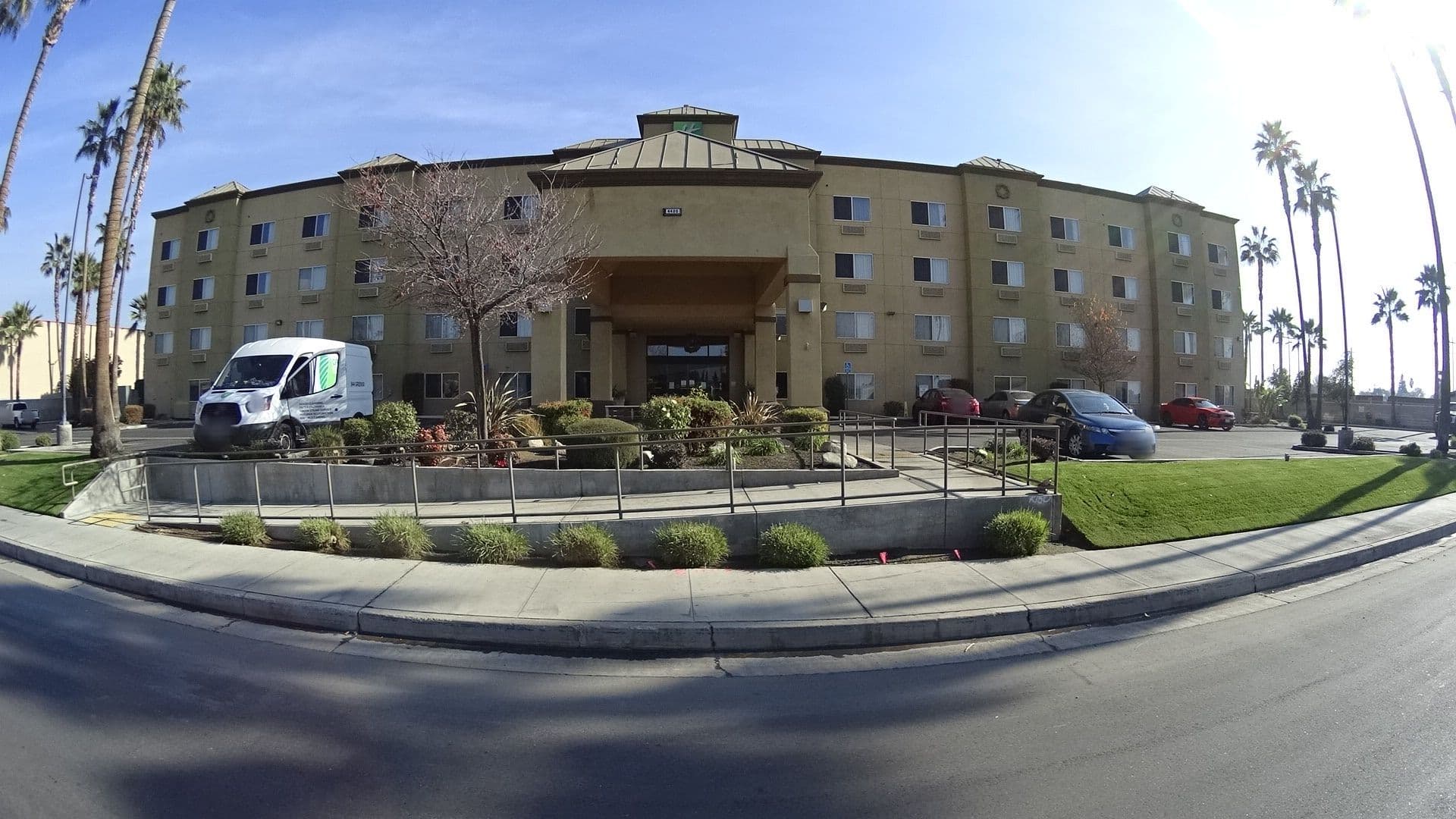 Street view near Holiday Inn Express, Bakersfield — © marker_geo (CC BY-SA · Mapillary)