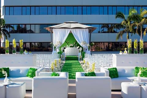 Westin South Coast Plaza, Hotel in Tustin Legacy