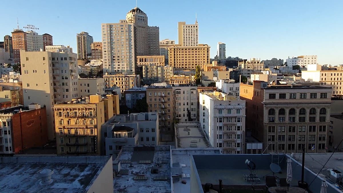 Kensington Park Hotel, Hotel in Chinatown