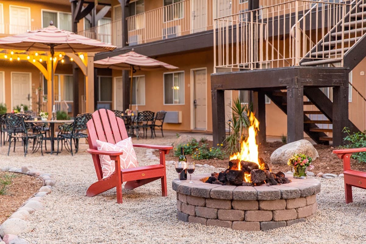 Ayres Lodge Alpine, Hotel in Alpine
