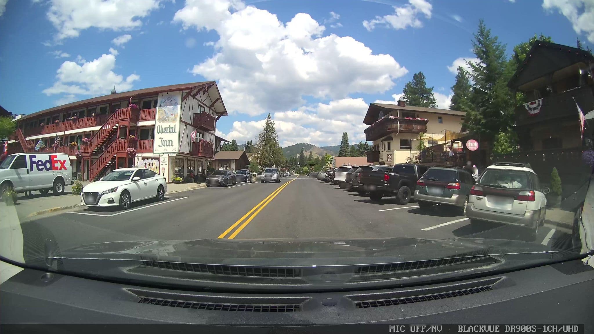 Street view near Obertal Inn, Cashmere — © damnitgetmybeer (CC BY-SA · Mapillary)