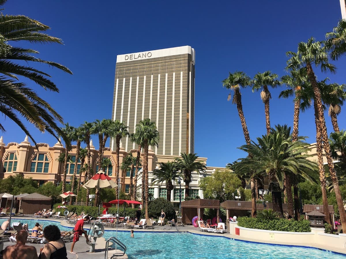 W Las Vegas, Hotel in Paradise