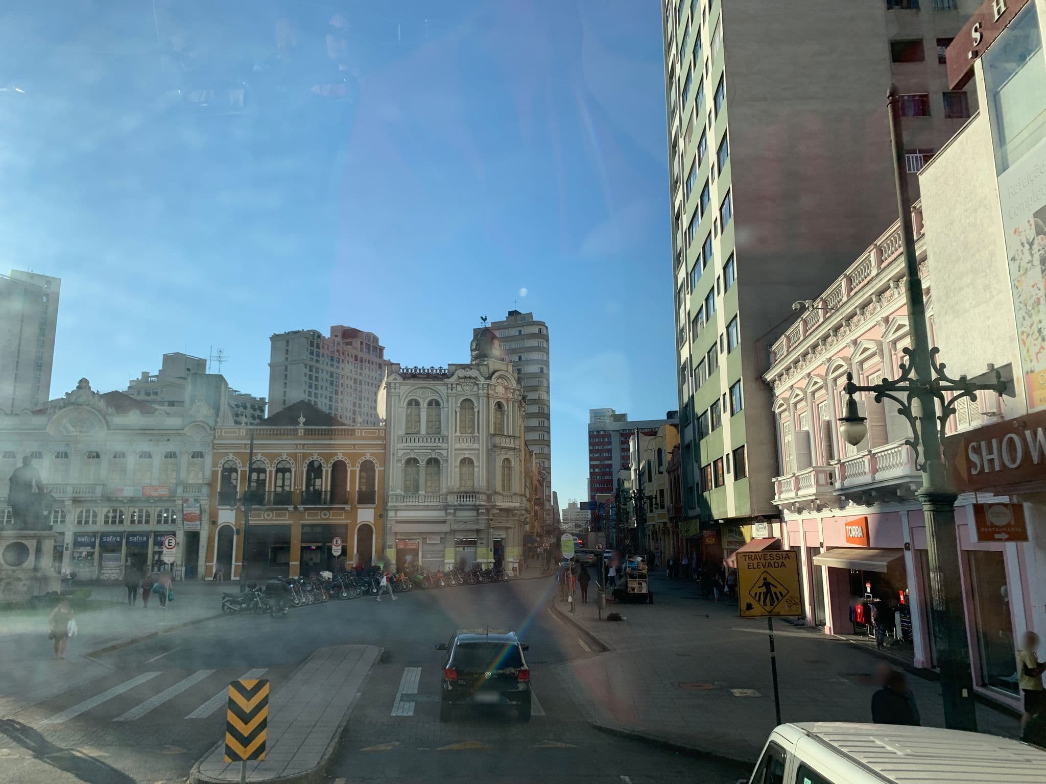 Street view near Apart Hotel Paraty, Curitiba — © noel (CC BY-SA · Mapillary)