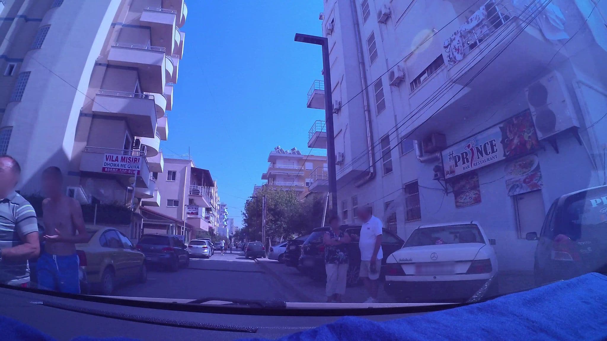Street view near Vila Misiri, Rrashbull — © kaart_3 (CC BY-SA · Mapillary)