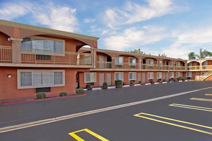 Legacy Inn & Suites Garden Grove, Hotel in Garden Grove