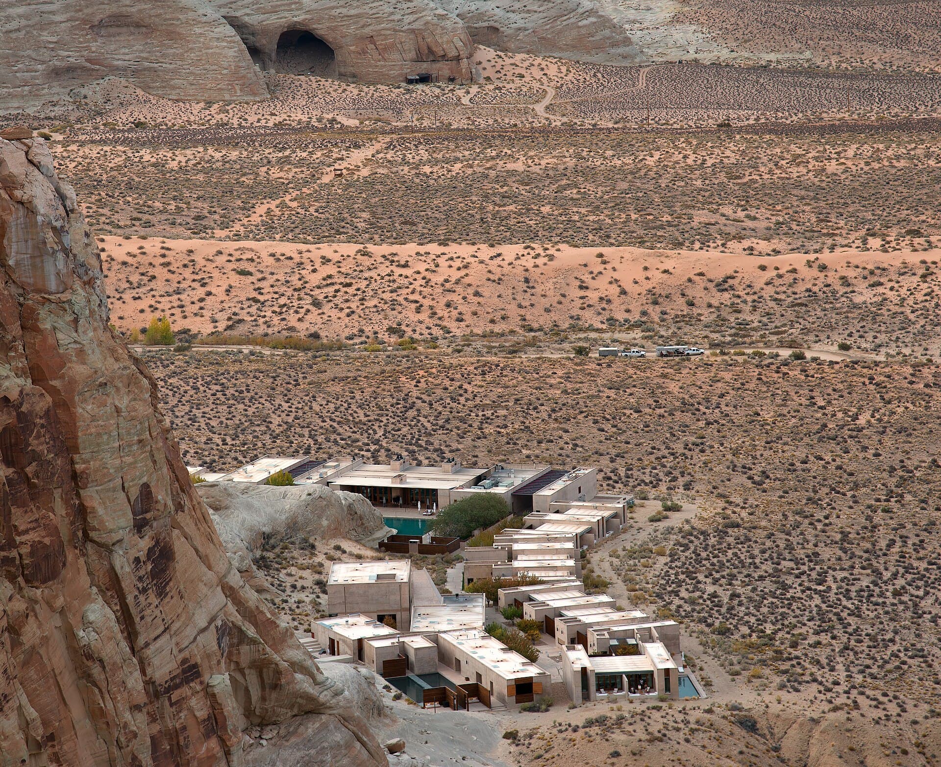 Amangiri (via Wikimedia Commons, CC BY 2.0)