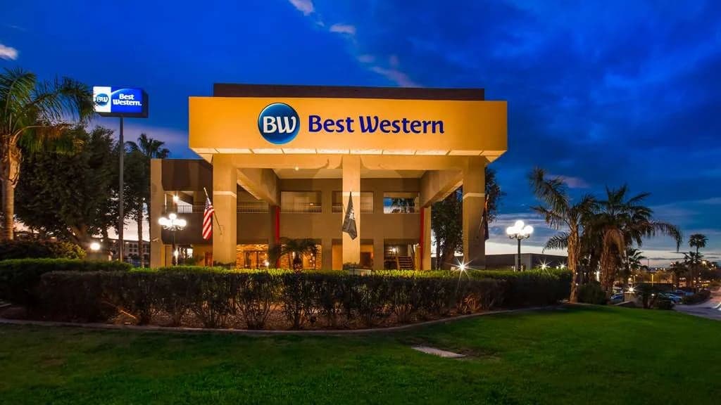Best Western InnSuites Yuma Mall Hotel & Suites, Hotel in Yuma