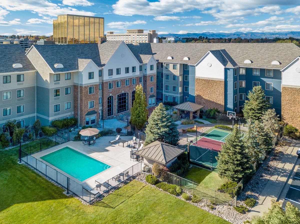 Staybridge Suites Denver-Cherry Creek, Hotel in Holly Hills