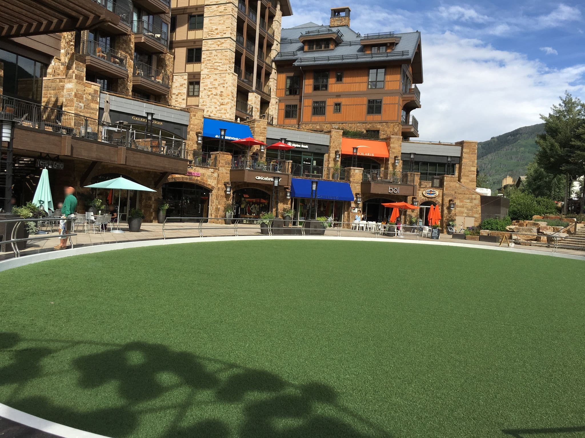Street view near Solaris Vail, Minturn — © talllguy (CC BY-SA · Mapillary)