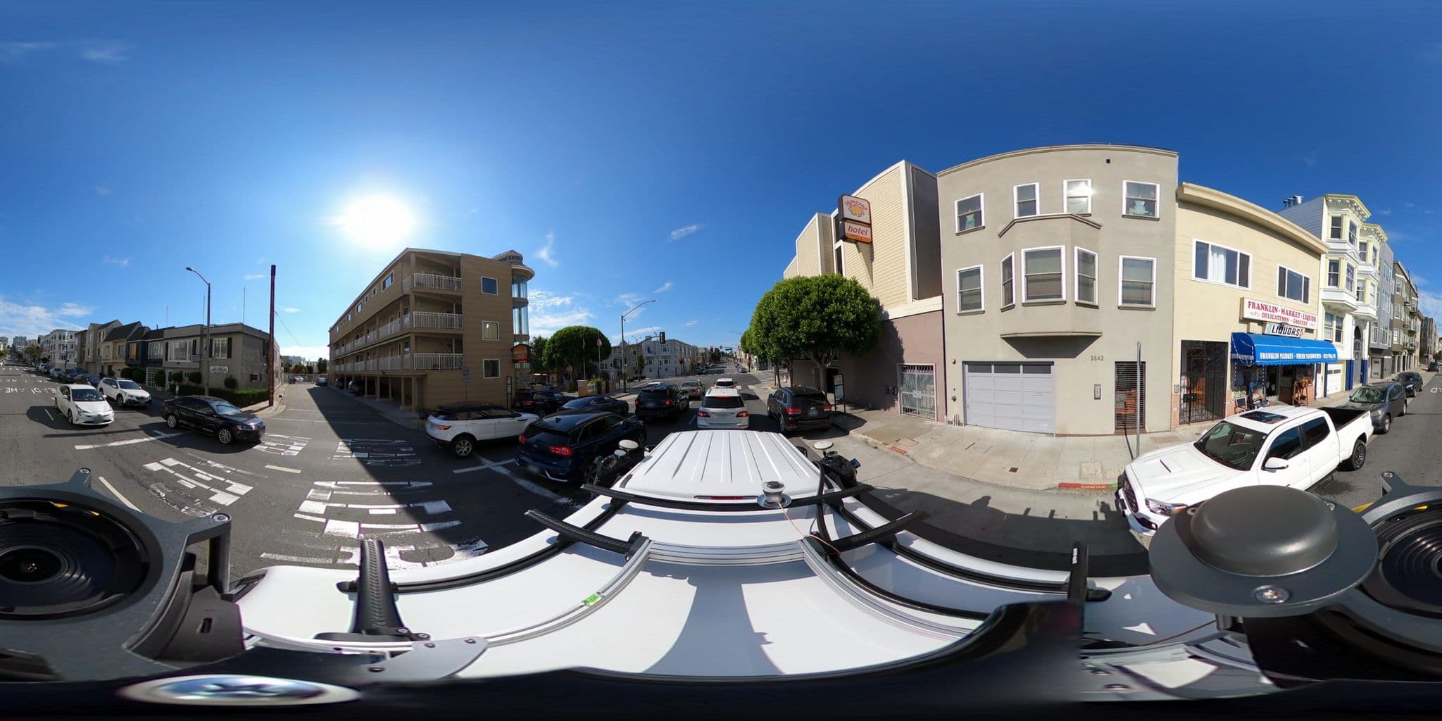 Street view near Lombard Motor Inn, Chinatown — © compassdata (CC BY-SA · Mapillary)