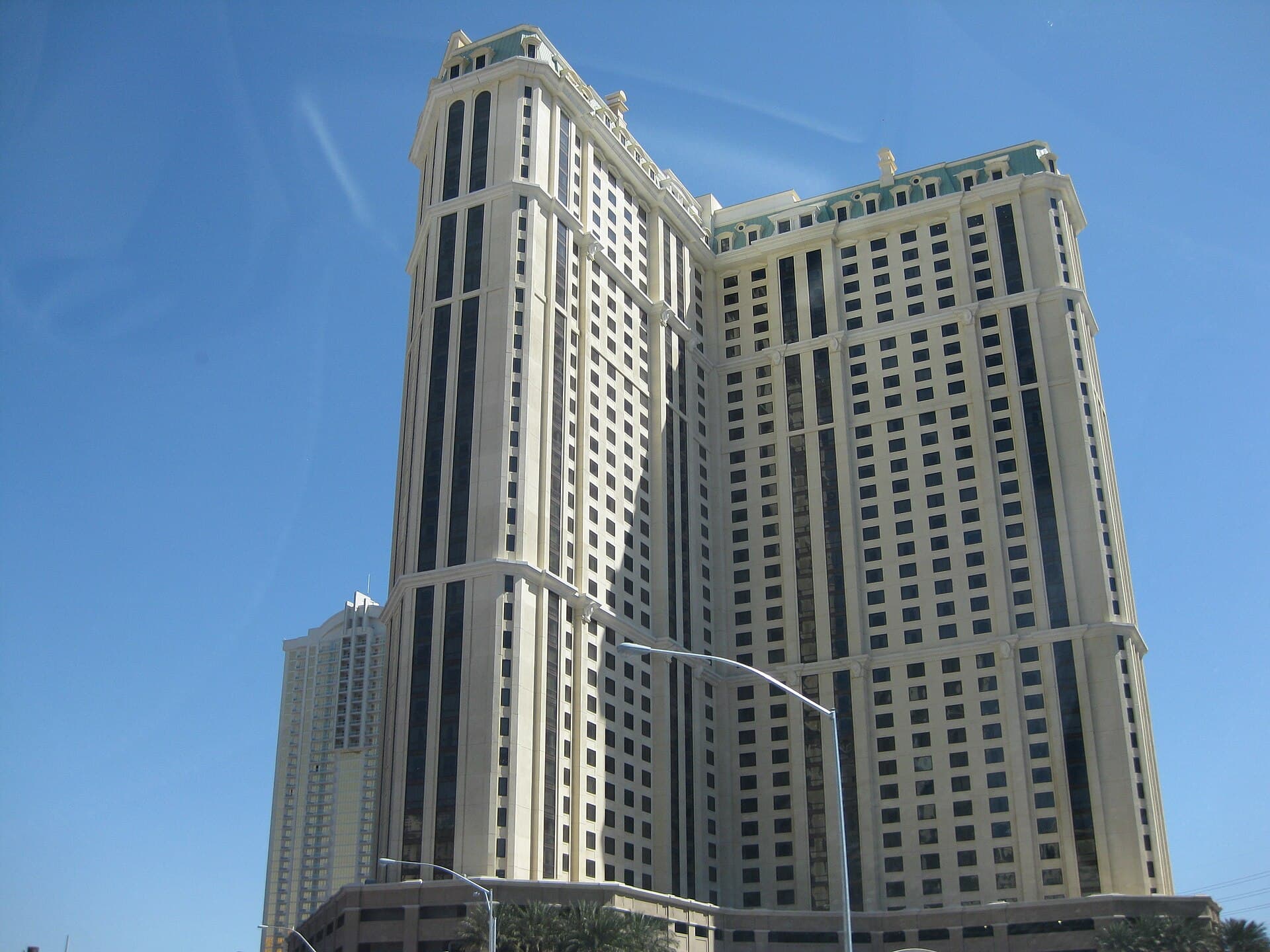 Marriott's Grand Chateau (via Wikimedia Commons, CC BY-SA 3.0)