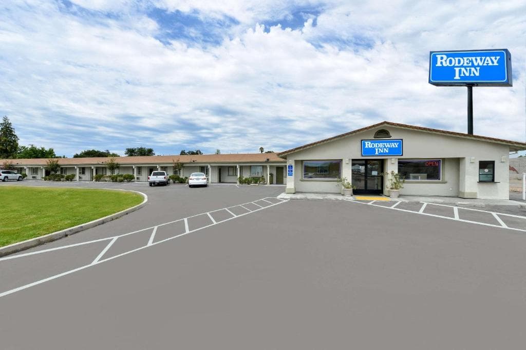Rodeway Inn Stockton Highway 99, Motel in Morada