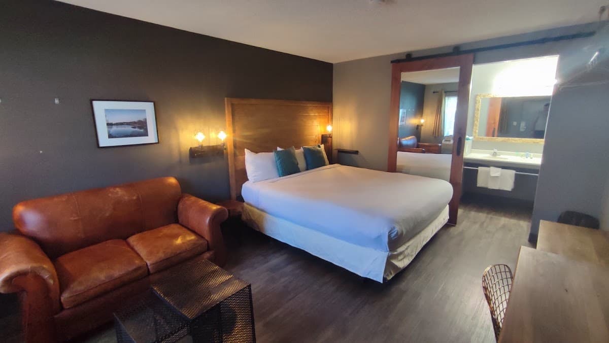 Infusion Beach Club, Motel in Palm Springs