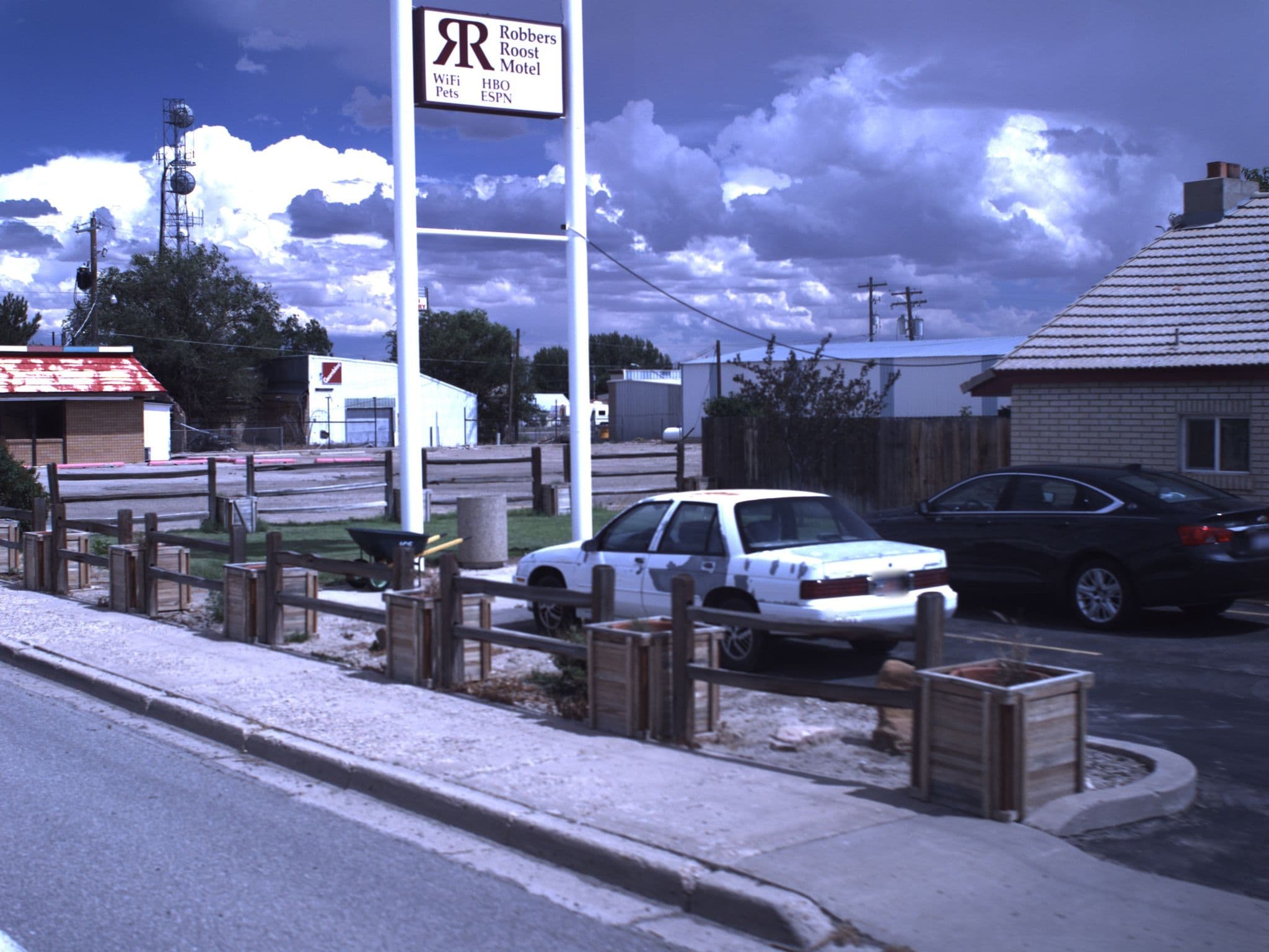 Street view near Robbers Roost Motel, Moab — © asellars (CC BY-SA · Mapillary)
