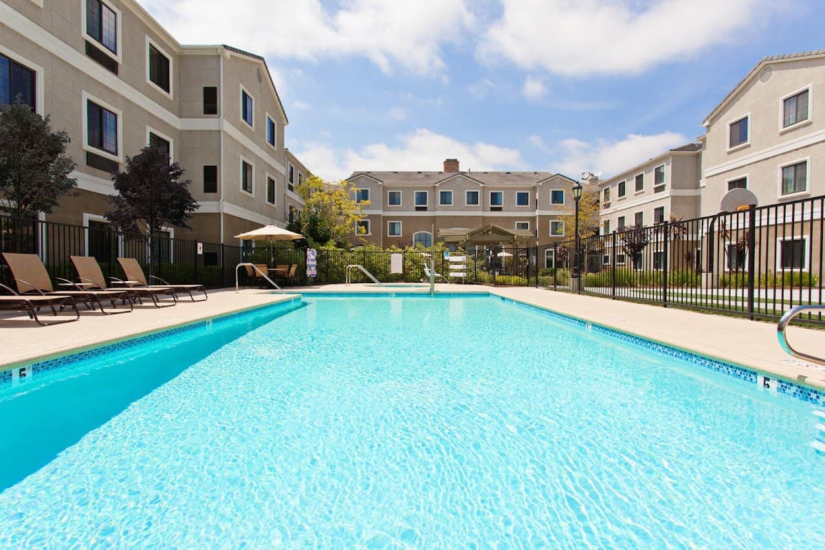 Staybridge Suites Irvine East - Lake Forest, Hotel in Foothill Ranch