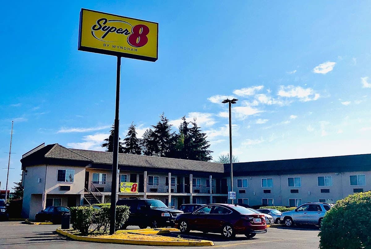 Super 8 by Wyndham, Motel in Lynnwood