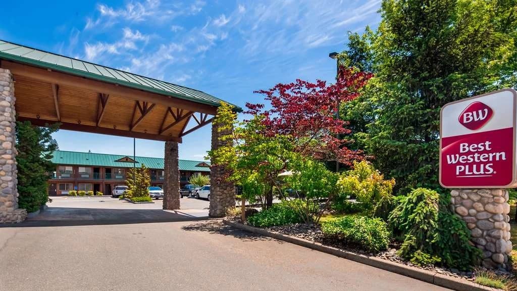 Best Western Plus Hartford Lodge, Hotel in Sutherlin
