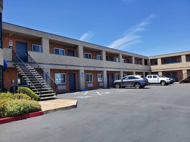 Good Living Inn, Motel in Redwood City