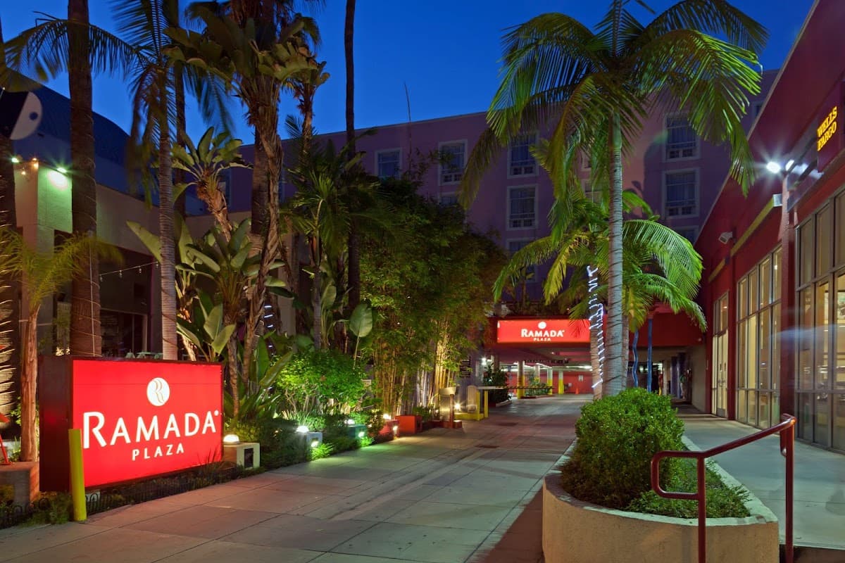 Ramada Plaza West Hollywood Hotel & Suites, Hotel in Beverly Hills
