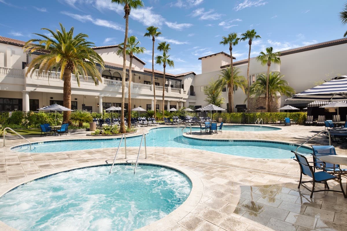 Tuscany Suites & Casino, Hotel in Paradise