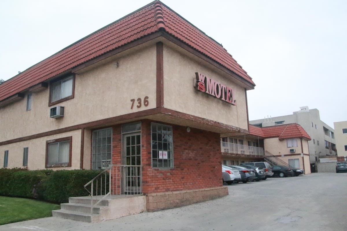 Wilshire Serrano Motel, Motel in Koreatown