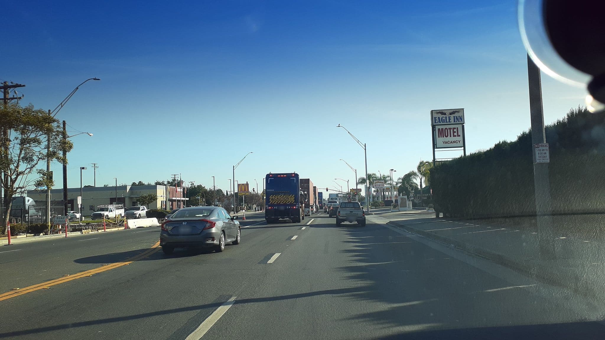Street view near Travel Eagle Inn Motel, Long Beach — © veganmapper (CC BY-SA · Mapillary)