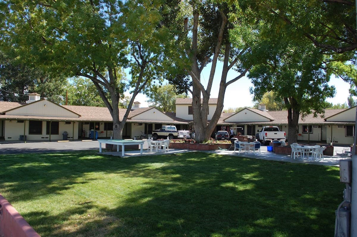 The Trees Motel, Motel in Bishop