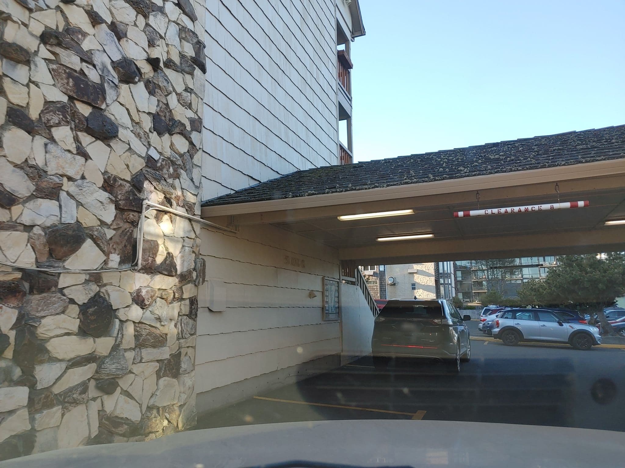 Street view near Hi-Tide Resort, Gearhart — © nmixter (CC BY-SA · Mapillary)