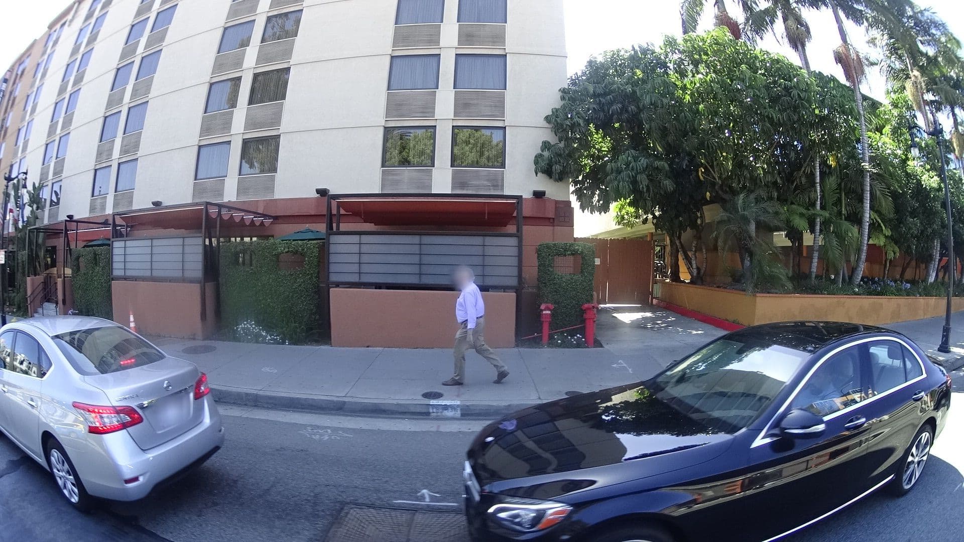 Street view near Hilton Garden Inn, Hollywood