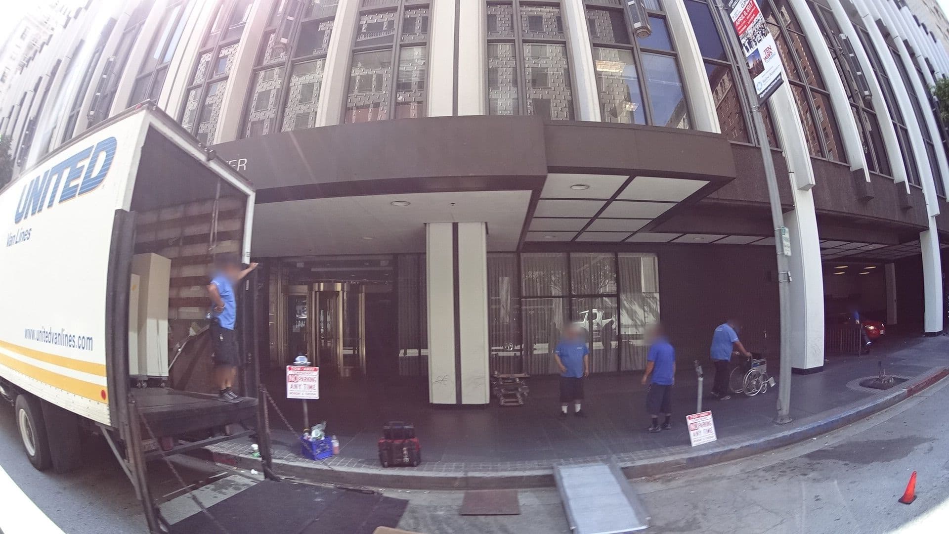 Street view near Hilton Checkers, Los Angeles — © wsp_us (CC BY-SA · Mapillary)