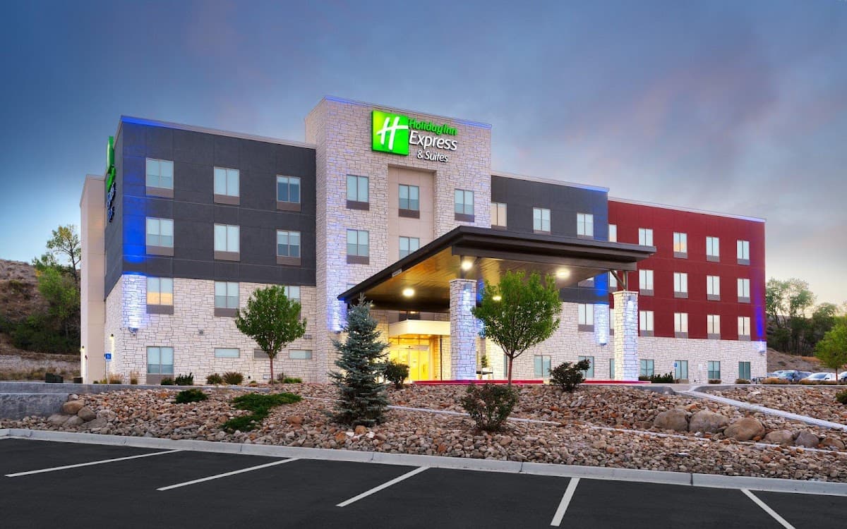 Holiday Inn Express Price, Hotel in Price