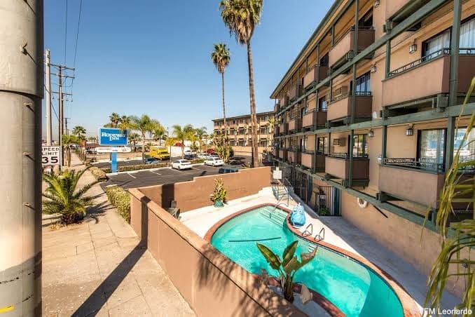 QueenCity Inn, Motel in Signal Hill
