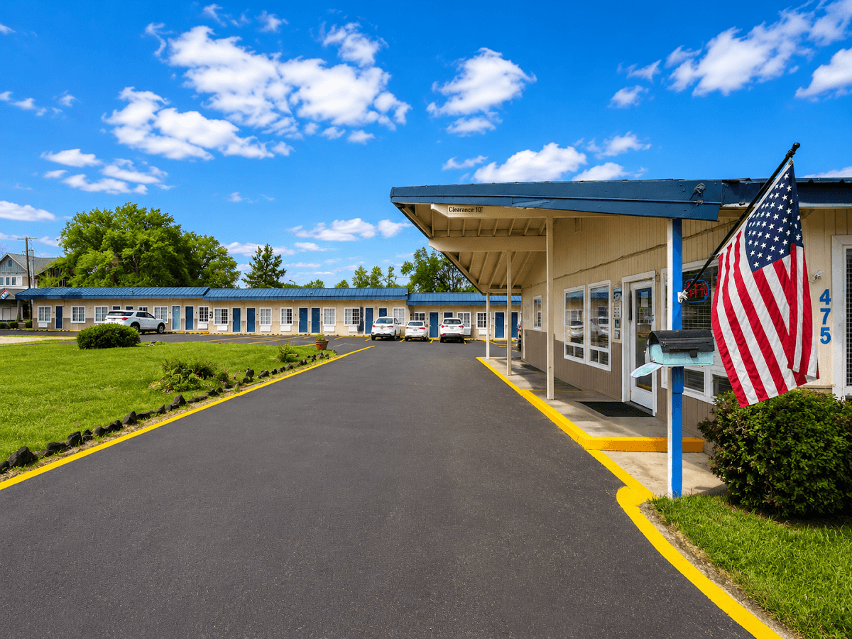 Royal Gateway Motel, Motel in Bend
