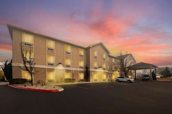 Comfort Inn & Suites Airport Convention Center, Hotel in Reno