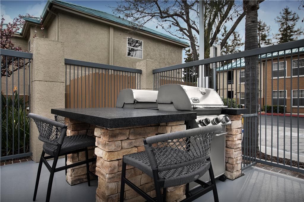 Homewood Suites by Hilton San Jose Airport–Silicon Valley, Hotel in Santa Clara