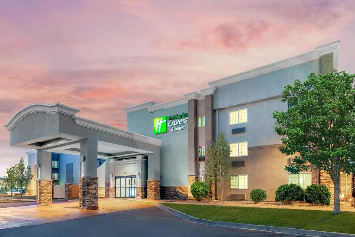 Holiday Inn Express & Suites Wheat Ridge-Denver West, Hotel in Arvada