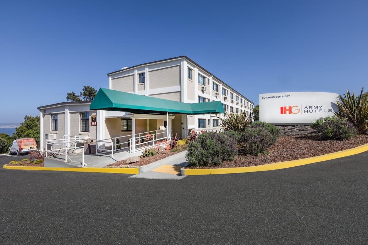 IHG Army Hotels Buildings 366 & 367, Hotel in Monterey