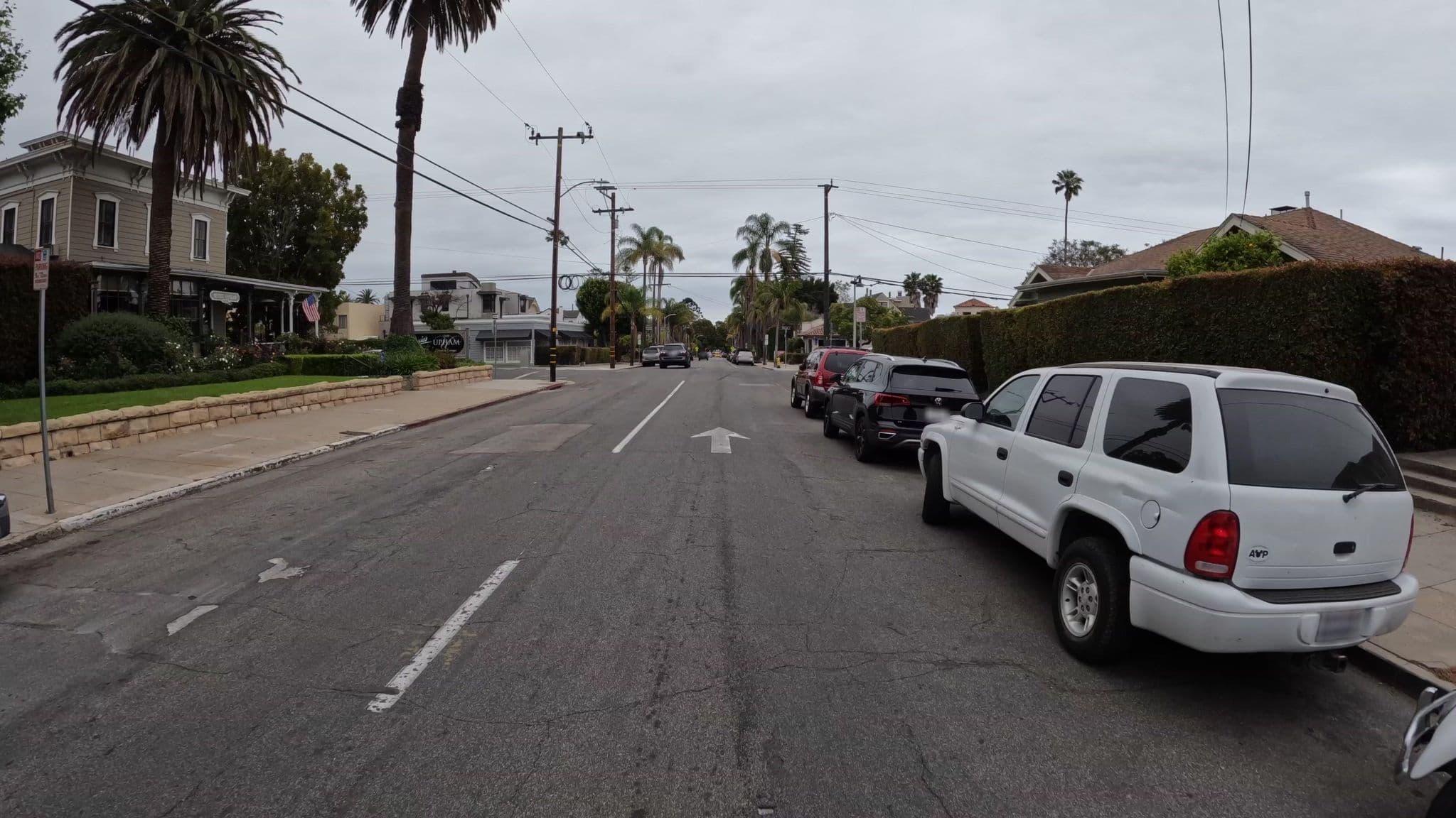 Street view near The Upham Hotel & Country House, Santa Barbara — © marker_geo (CC BY-SA · Mapillary)