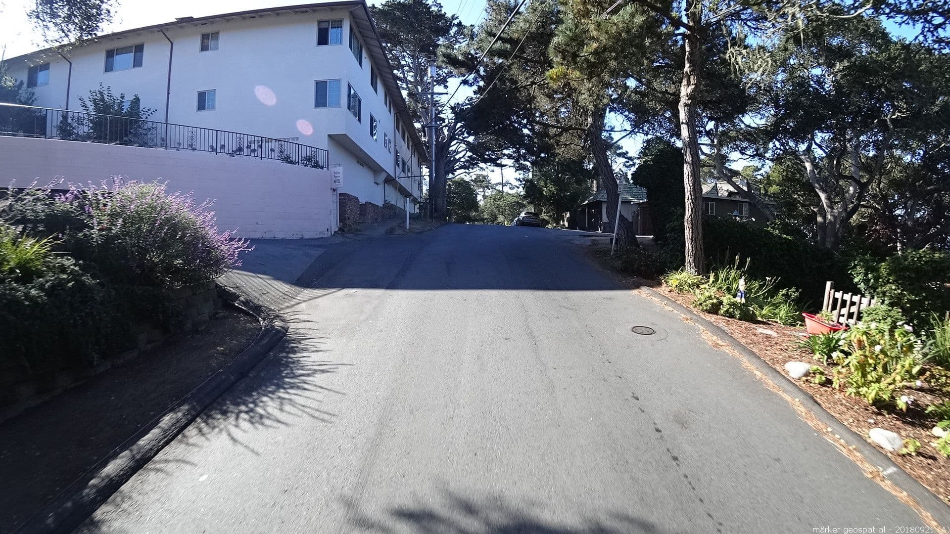 Street view near Svendsgaard's Inn, Carmel-by-the-Sea — © marker_geo (CC BY-SA · Mapillary)