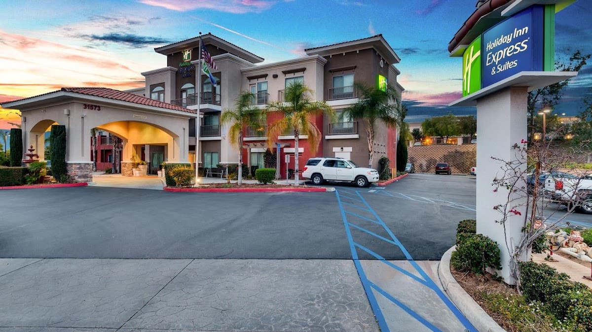 Holiday Inn Express & Suites Lake Elsinore, Hotel in Lake Elsinore
