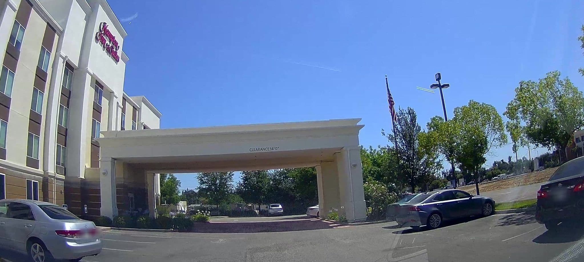 Street view near Hampton Inn & Suites, Old Fig Garden — © glassman (CC BY-SA · Mapillary)