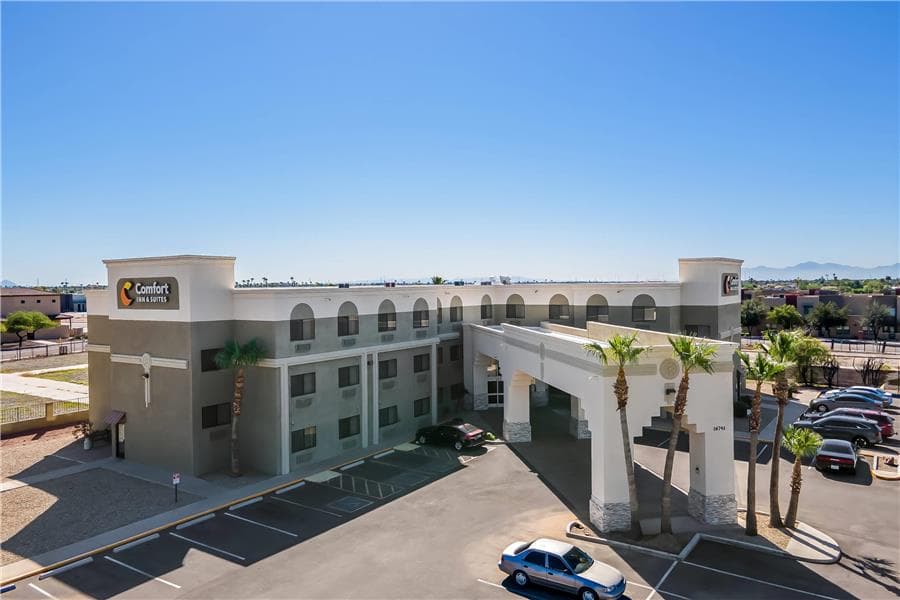 Comfort Inn & Suites Surprise Near Sun City West, Hotel in Surprise